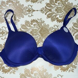 EUC Victoria’s Secret Plunge Bra